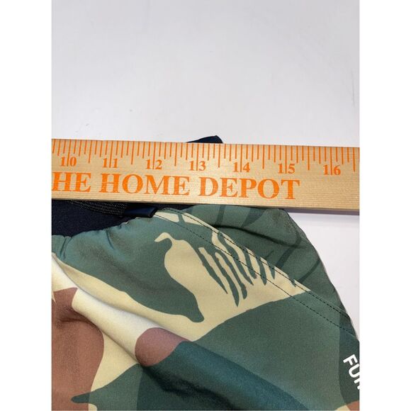 We Go Home Shorts Mens Small Camouflage Workout Gym Lined 3" Inseam‎ Logo - Picture 8 of 9